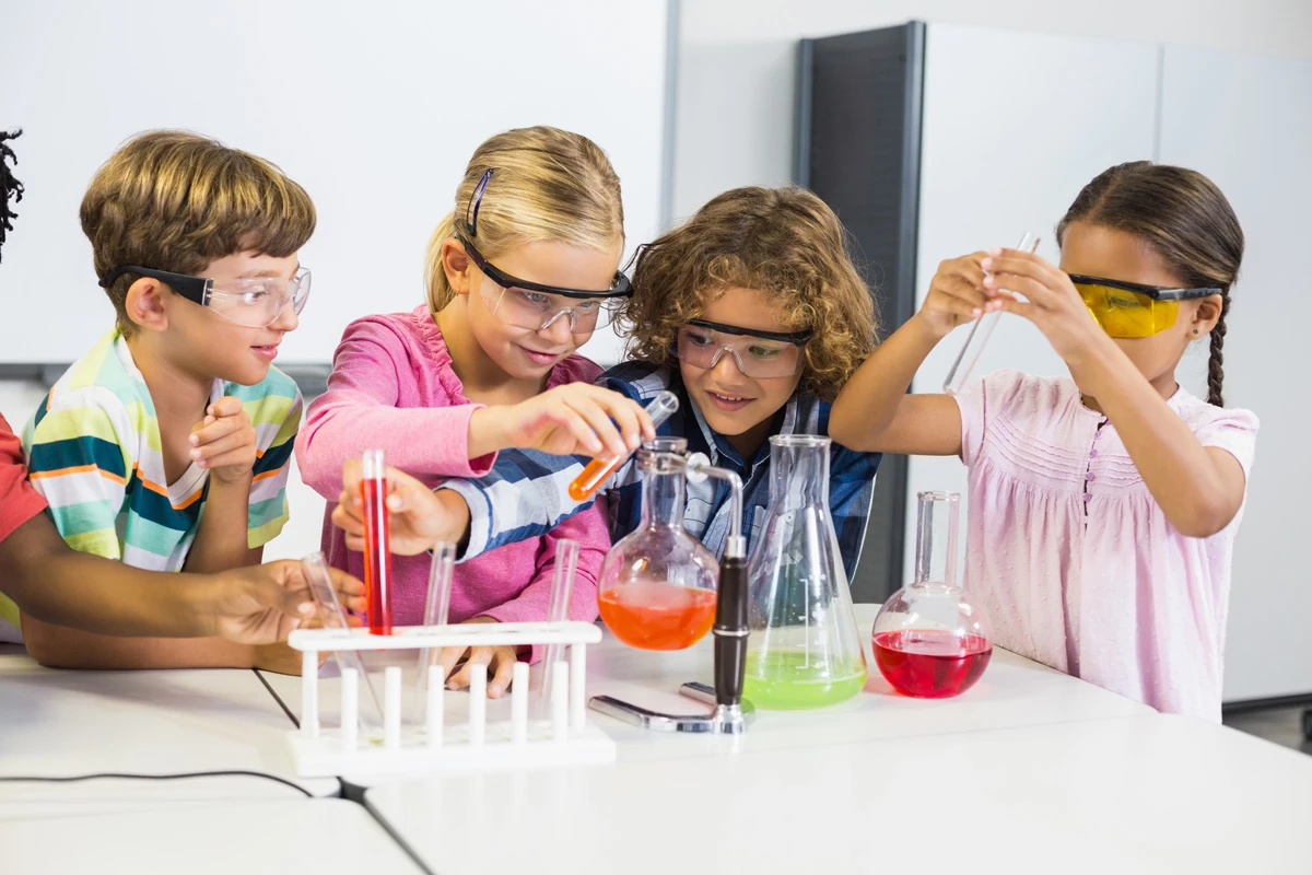 hands-on-science-experiments-for-kids Science Experiment Events in You Me & Community
