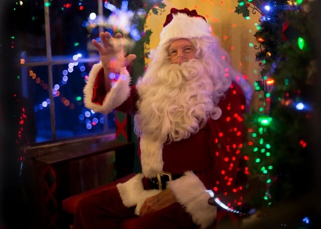 5 Reasons Your Kids Will Love Santa’s Workshop at the Legacy Hub